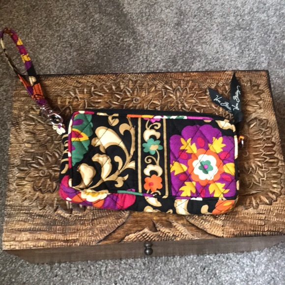 VERA BRADLEY wristlet - Picture 1 of 8